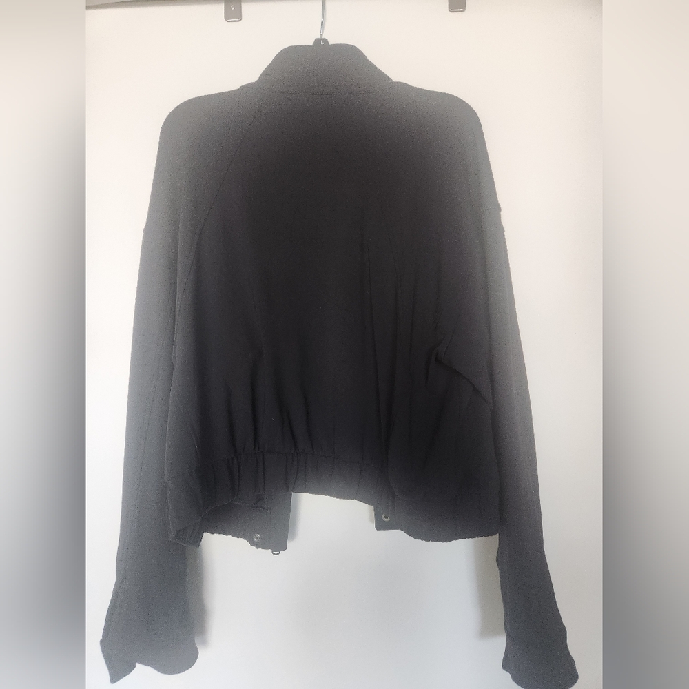 Athleta cropped jacket